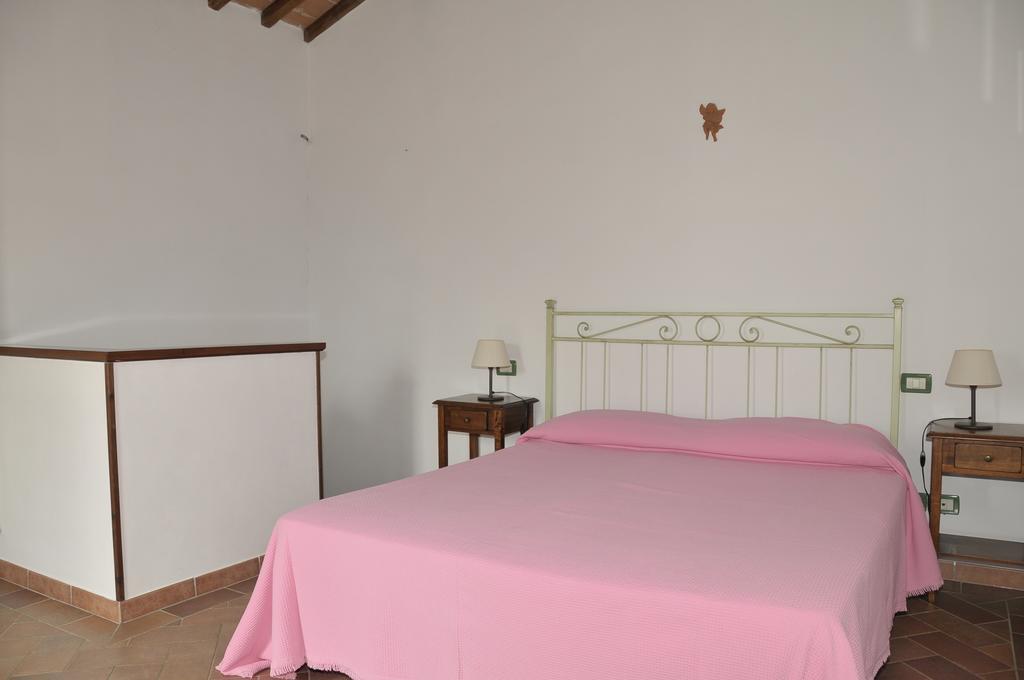 Agriturismo Renai E Monte II กัมบาสซี แตร์เม ภายนอก รูปภาพ