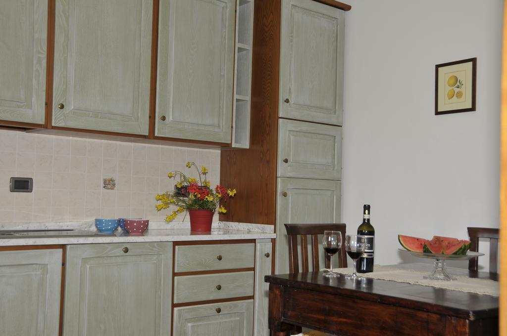 Agriturismo Renai E Monte II กัมบาสซี แตร์เม ภายนอก รูปภาพ