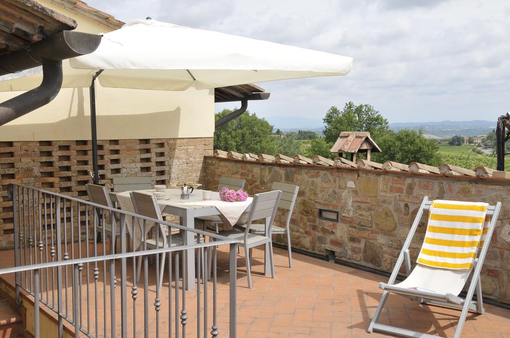 Agriturismo Renai E Monte II กัมบาสซี แตร์เม ภายนอก รูปภาพ