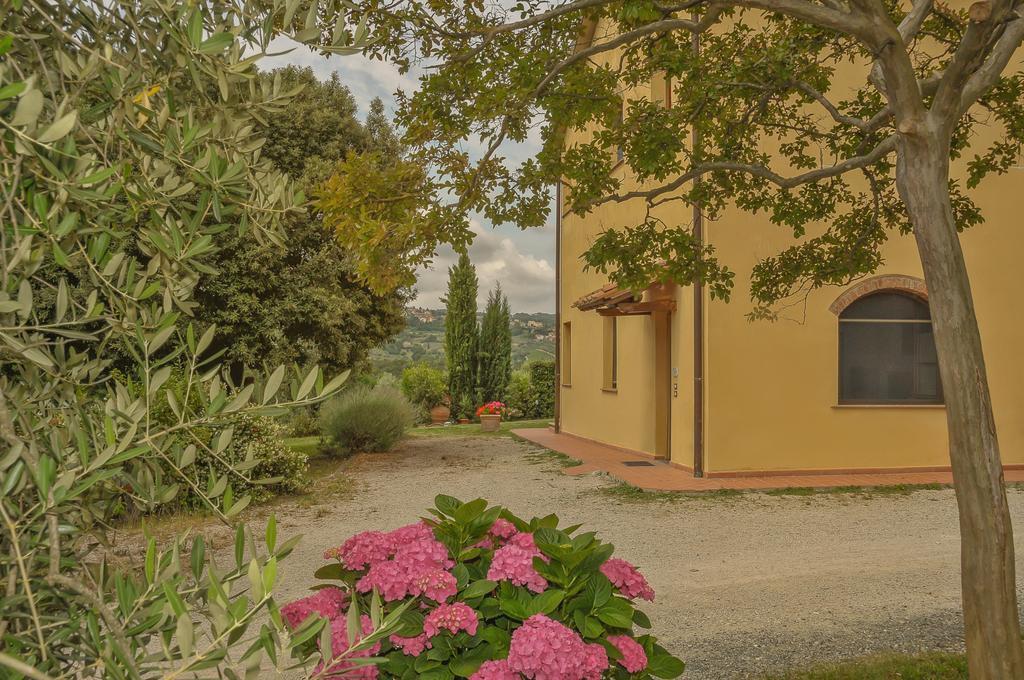 Agriturismo Renai E Monte II กัมบาสซี แตร์เม ภายนอก รูปภาพ
